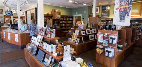 yellowstone national park bookstore